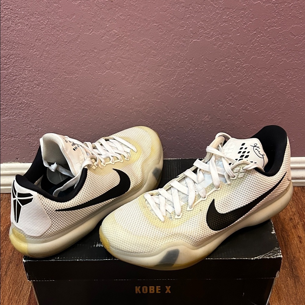 Nike Kobe X